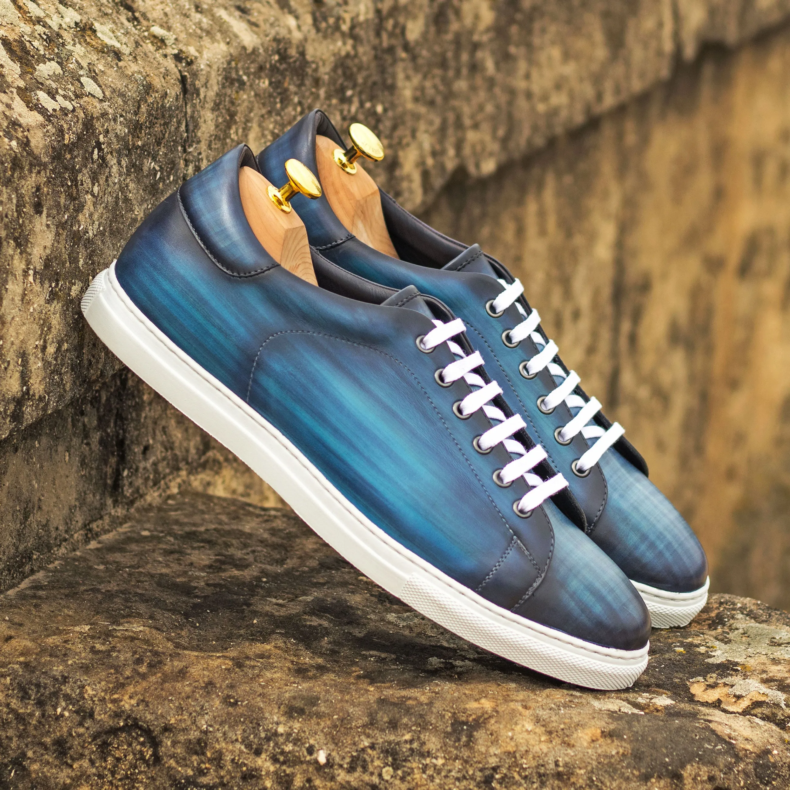 DapperFam Rivale in Navy Men's Italian Leather Trainer