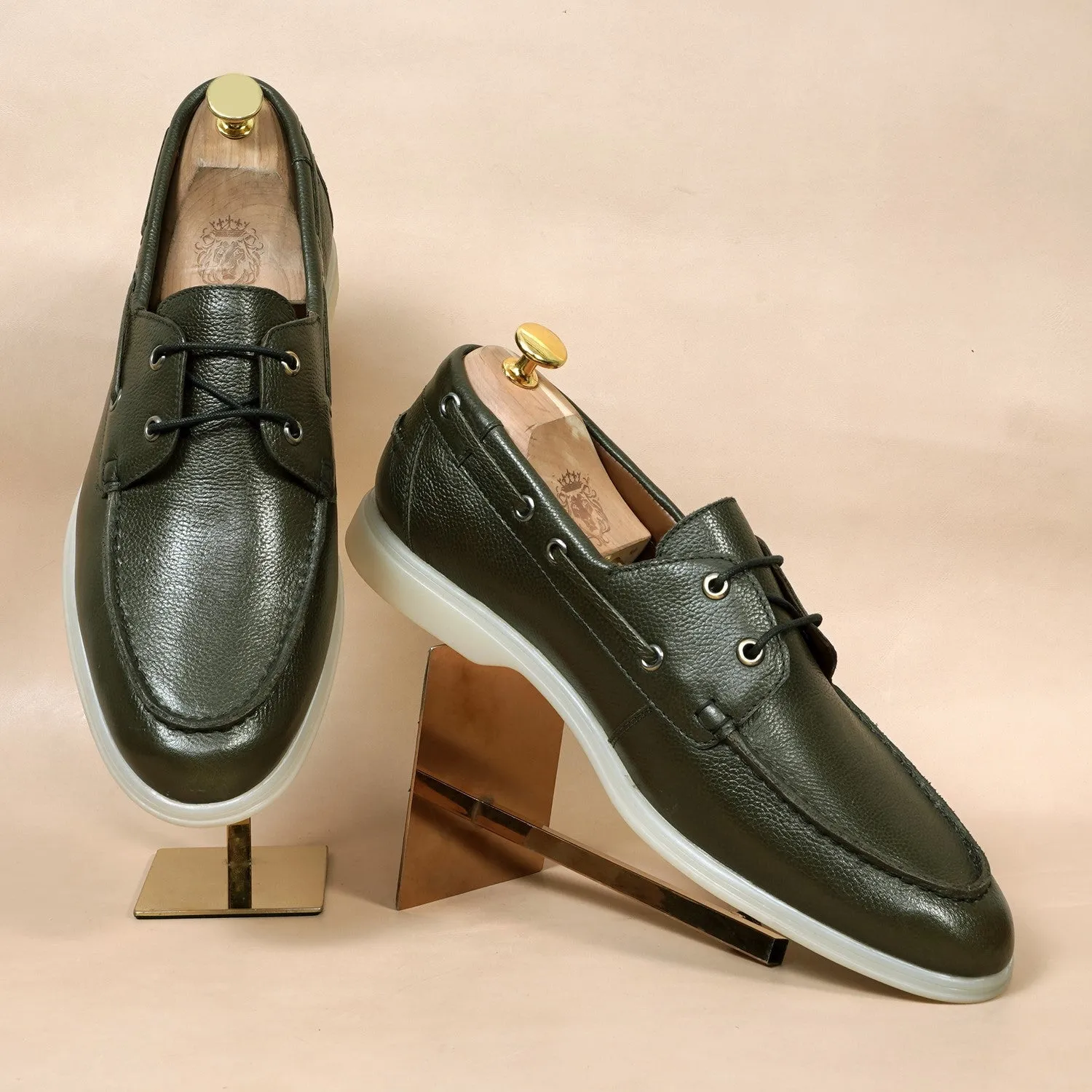 Dark Green Yacht Shoes in Textured leather