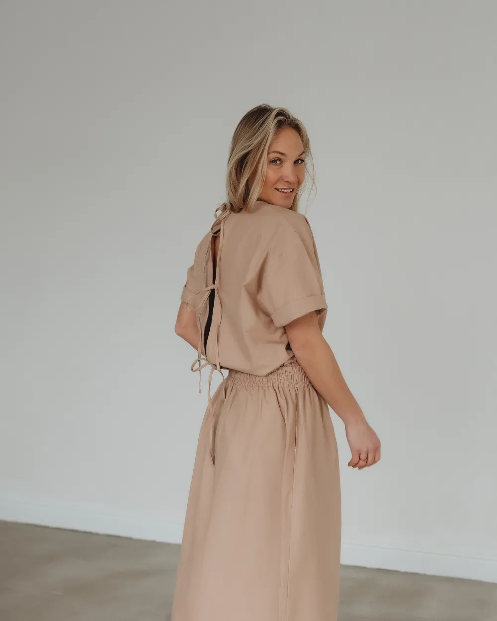 Joyce Beige Midi Skirt