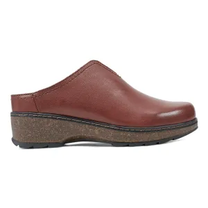 Kolia Round Toe Slip-on Casual Clogs