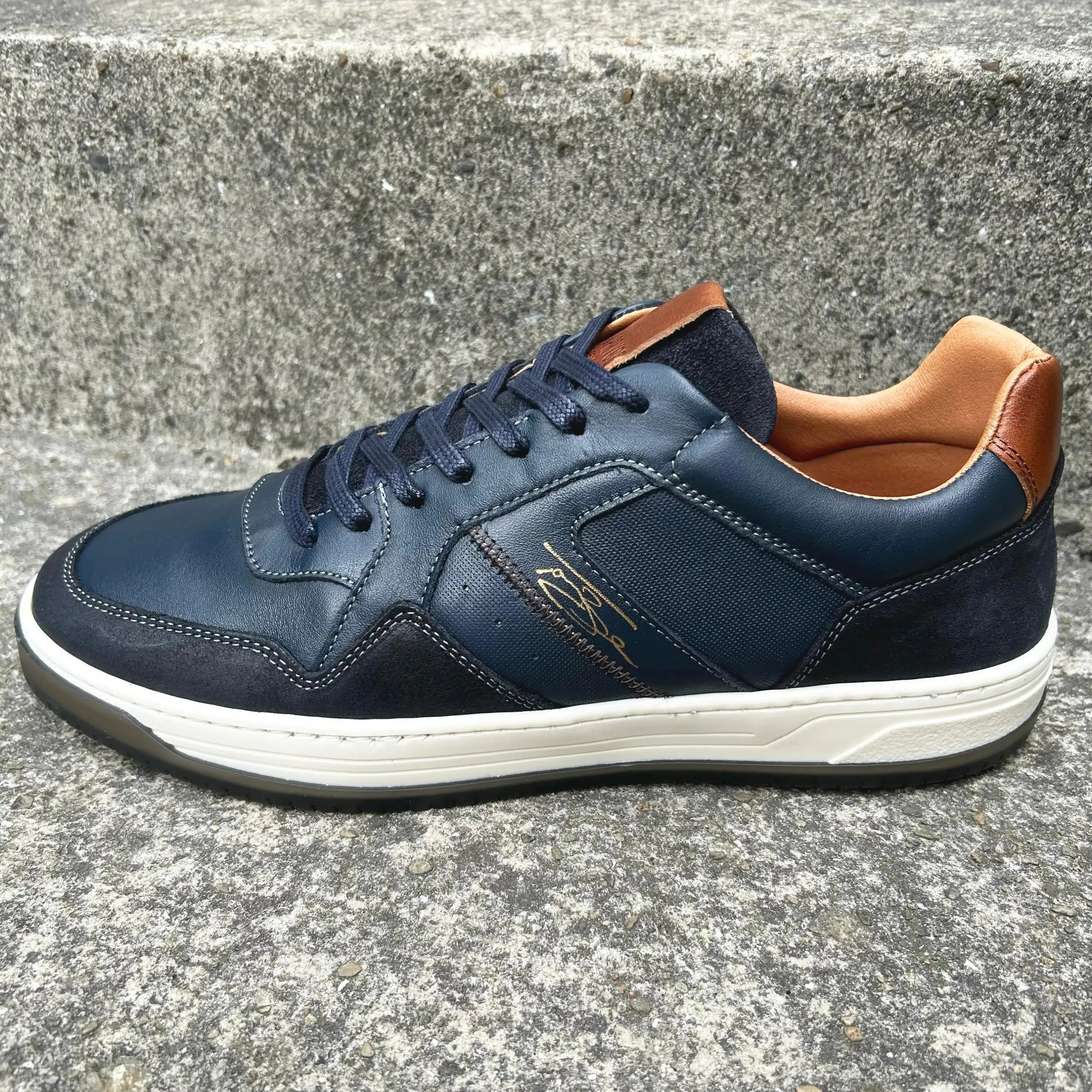 Lloyd & Pryce Mens Izuch Sneakers Storm Dot