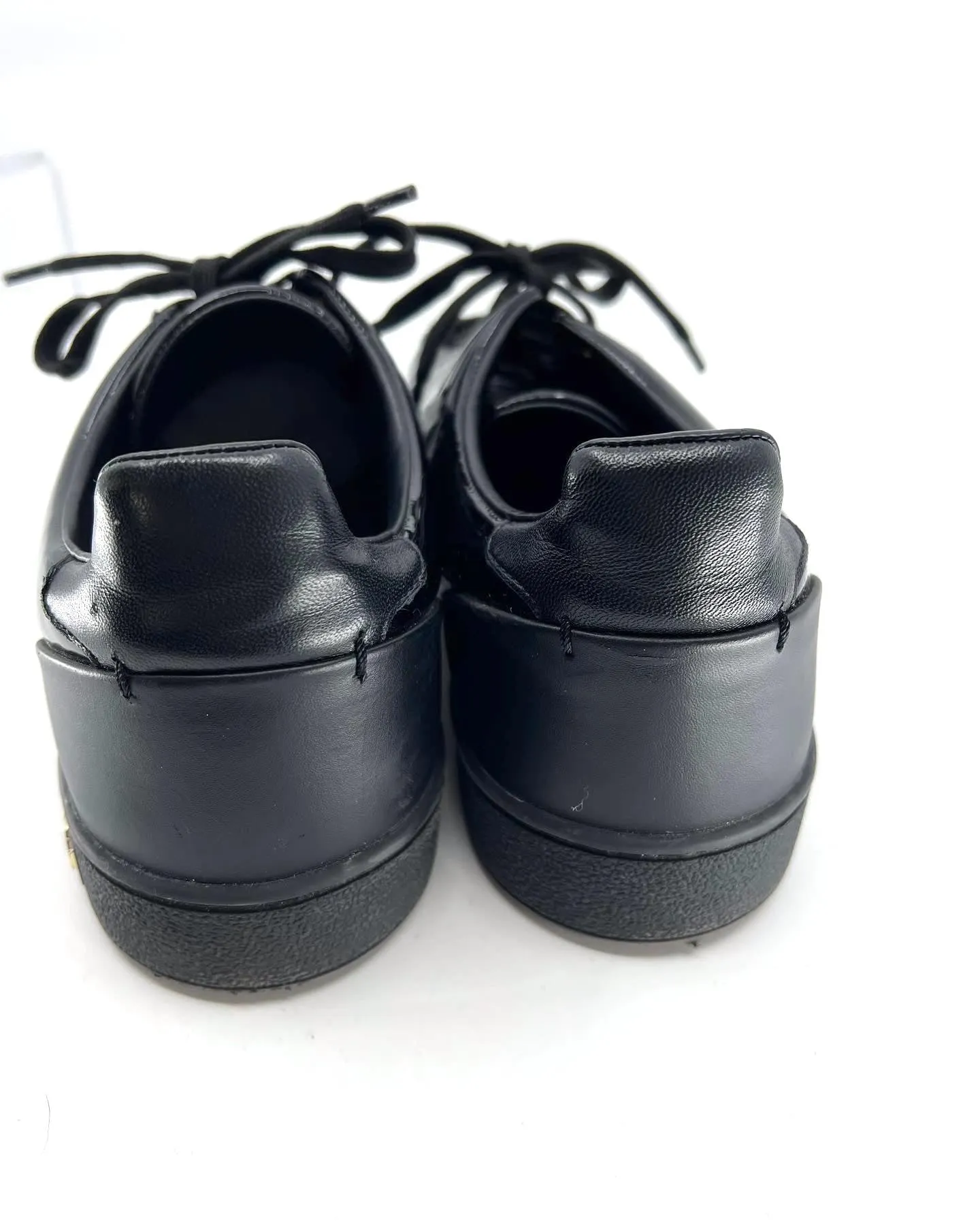 LOUIS VUITTON PATENT CALFSKIN FRONTROW SNEAKERS