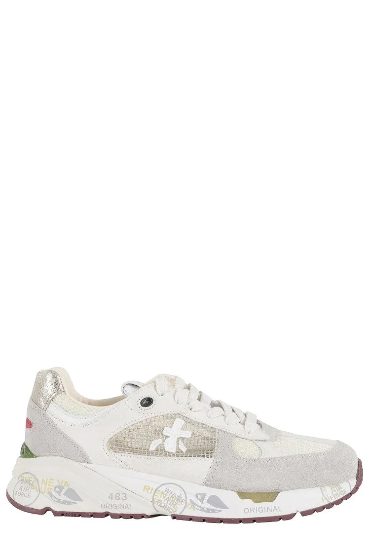 Mased Sneakers