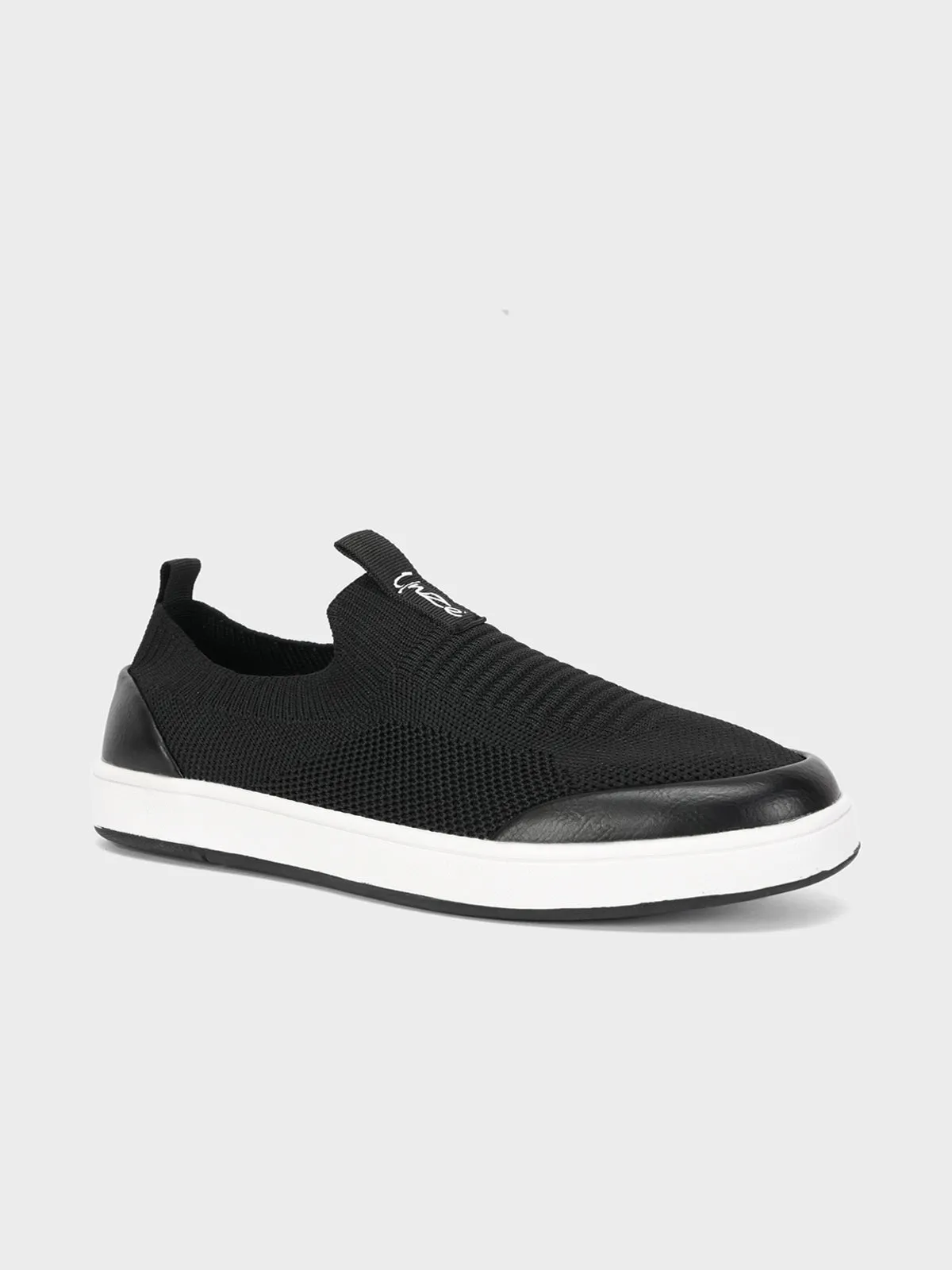 Mens "MADOC" Casual Everyday Trainers
