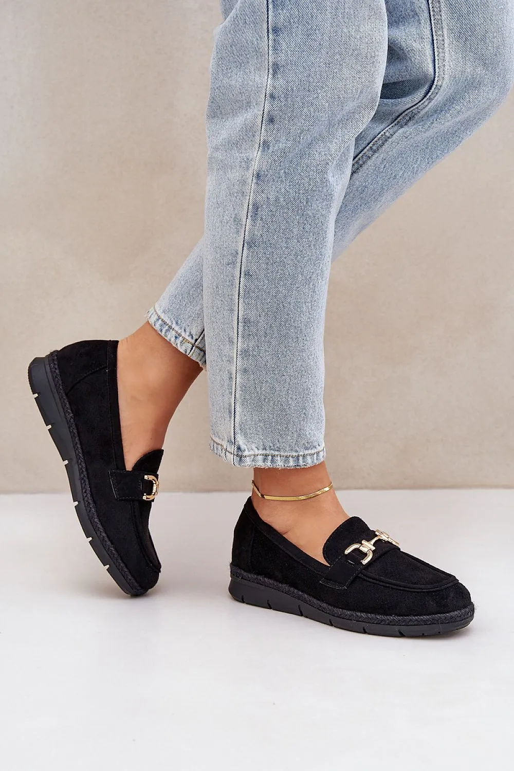 Mocassin Step in style