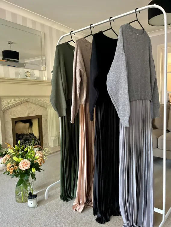 Mocha Short Sleeve Pleated Jumper Dress