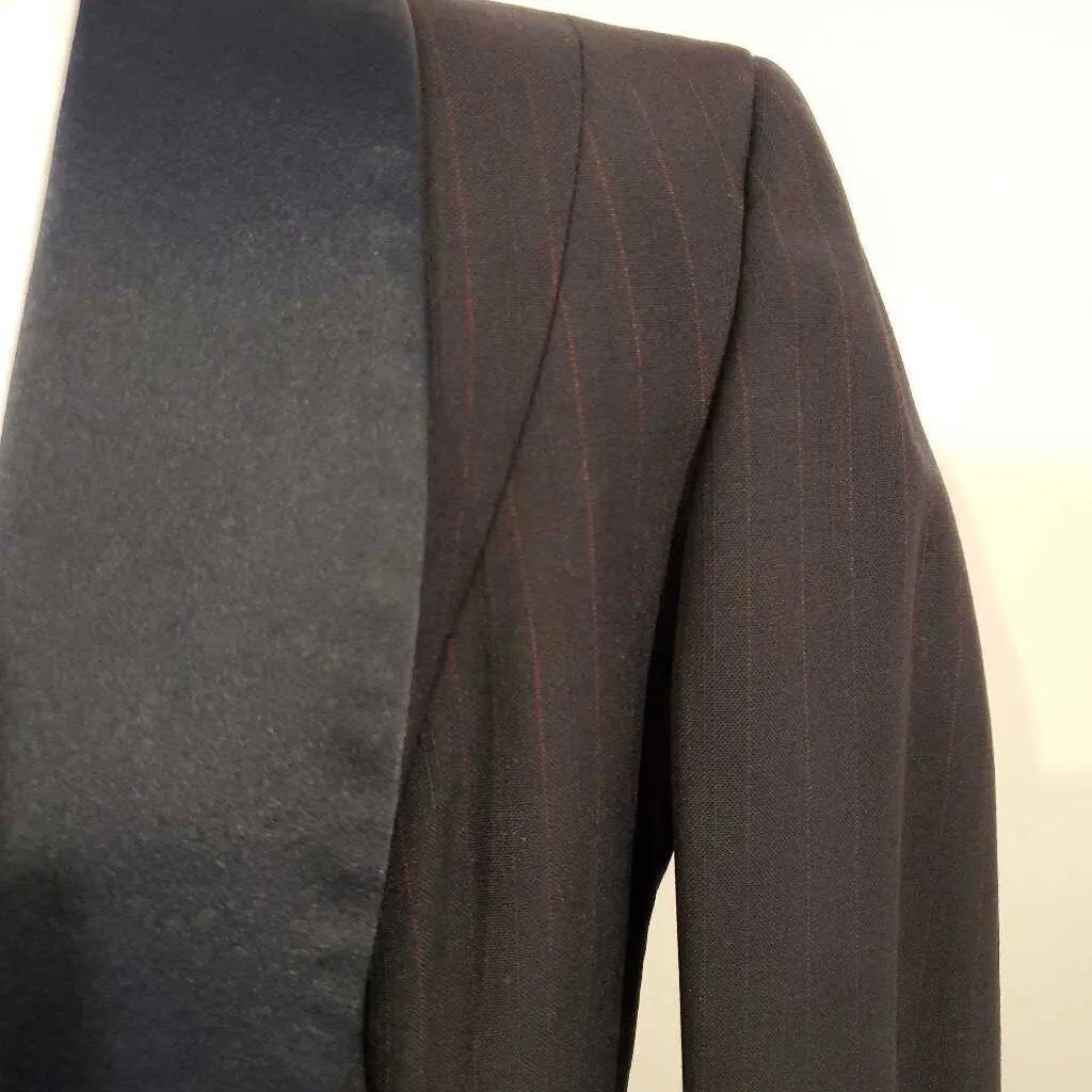 Navy with Red Striped Formal Tux