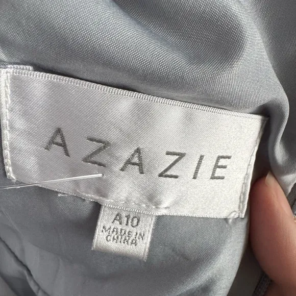 NWT Azazie Gina Dolphin Grey A-Line V-Neck Pleated Bridesmaids Dress Women’s 10