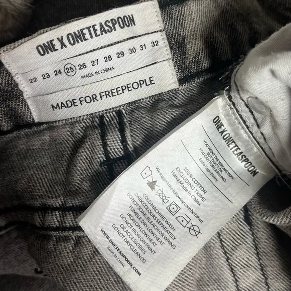 ONE Teaspoon X Free People Bonita Star Cut Off Jean Shorts Washed Out Black 25