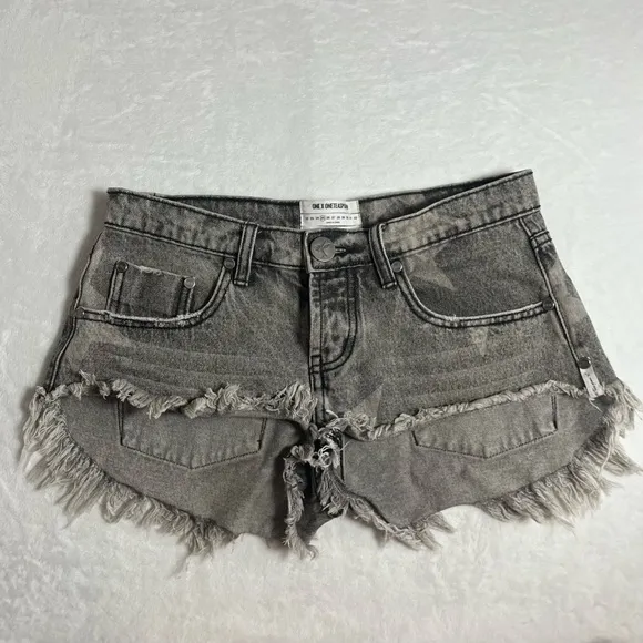 ONE Teaspoon X Free People Bonita Star Cut Off Jean Shorts Washed Out Black 25