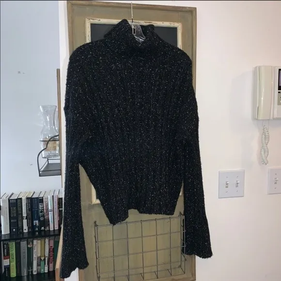 Pam &amp; Gela Side Slit Rib-Knit Turtleneck Sweater Size Medium