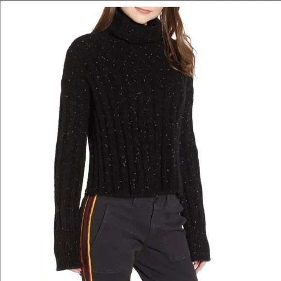 Pam &amp; Gela Side Slit Rib-Knit Turtleneck Sweater Size Medium