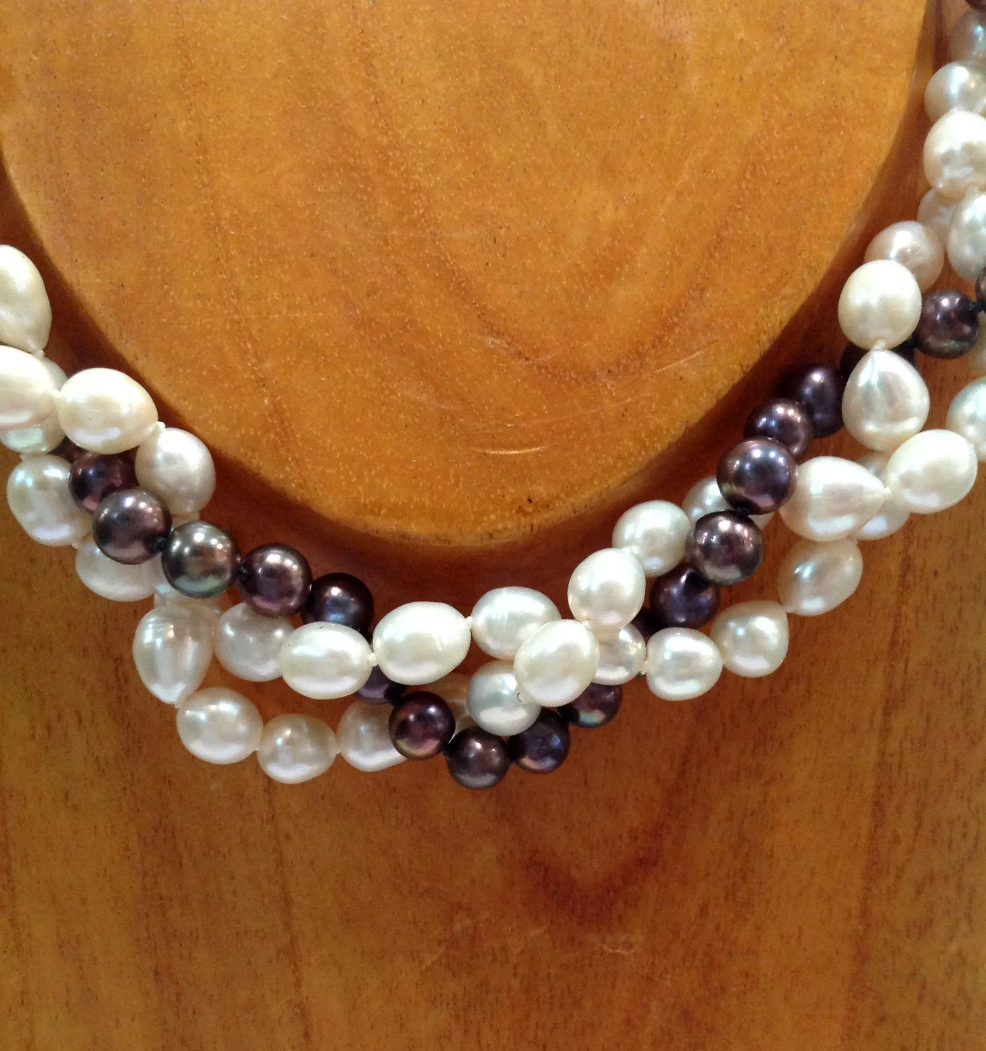 "Twisted" Freshwater Pearl Necklace