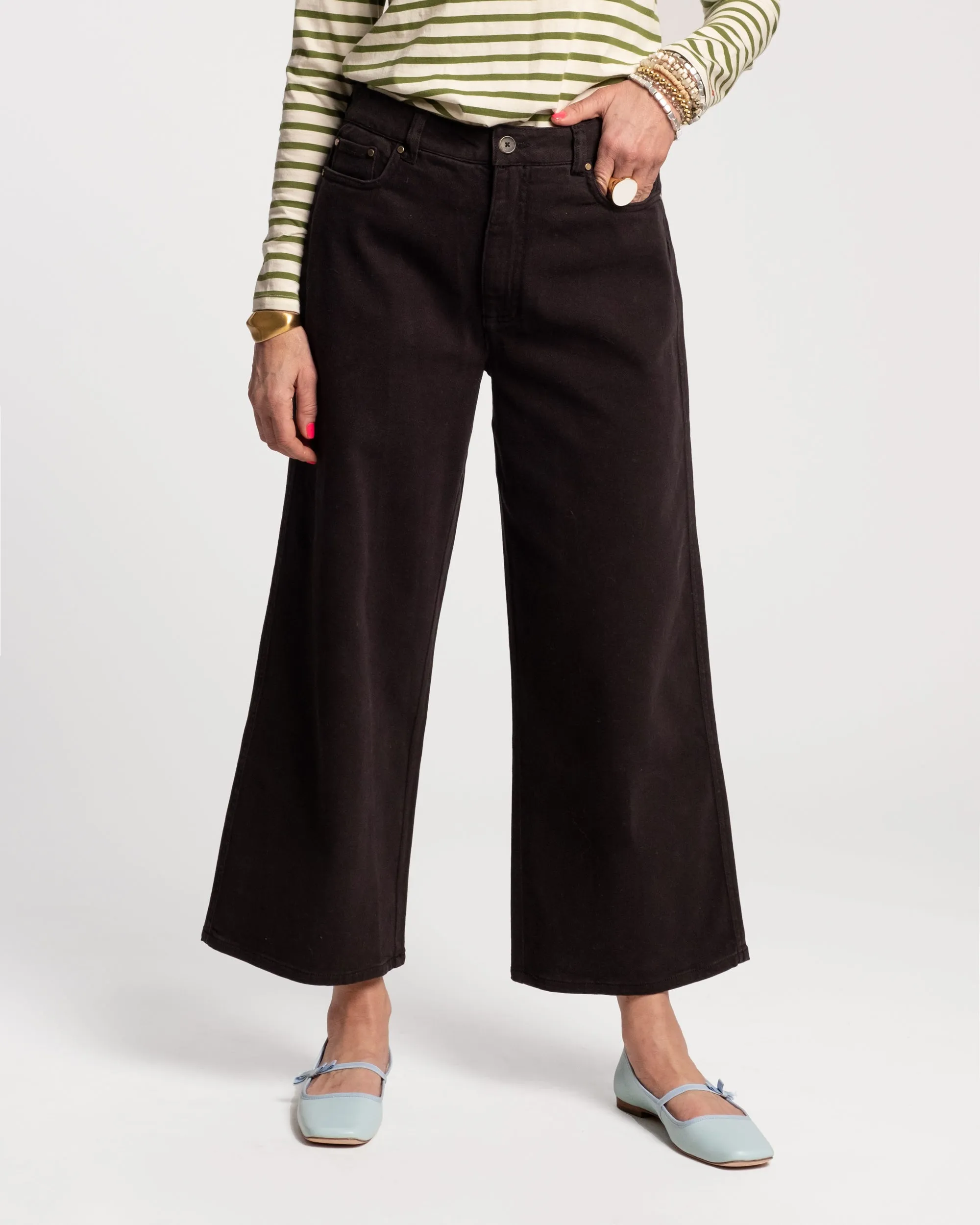 Sally Jean - Black