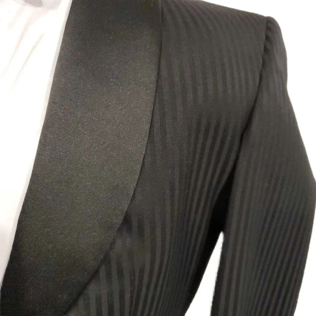 Show Season, Ladies Formal Suit