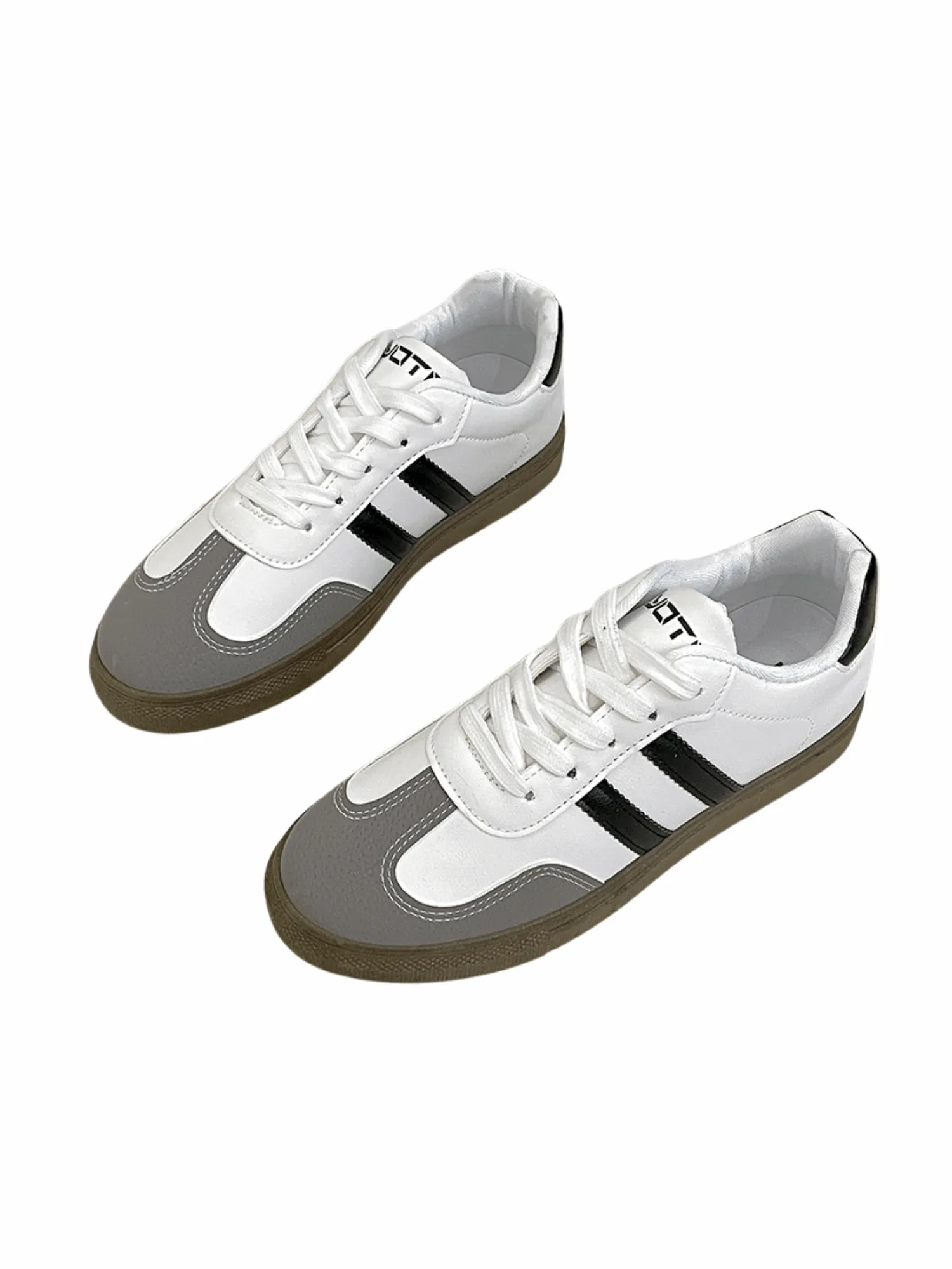 Simple Motion Low-cut Sneakers-Black