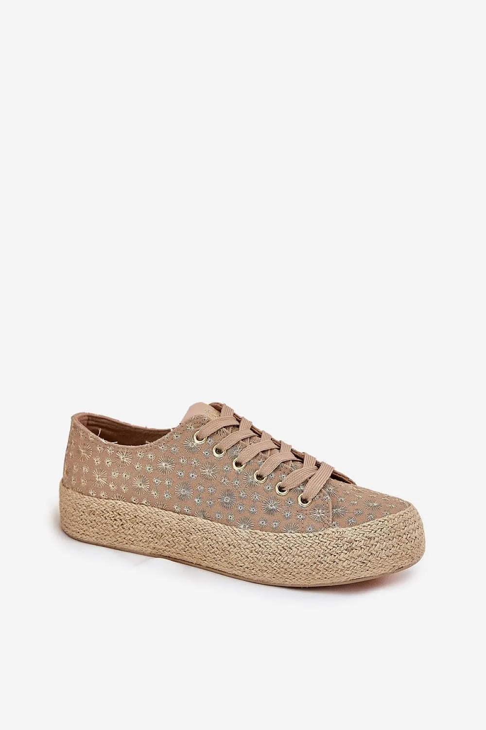 Sneakers Step in style