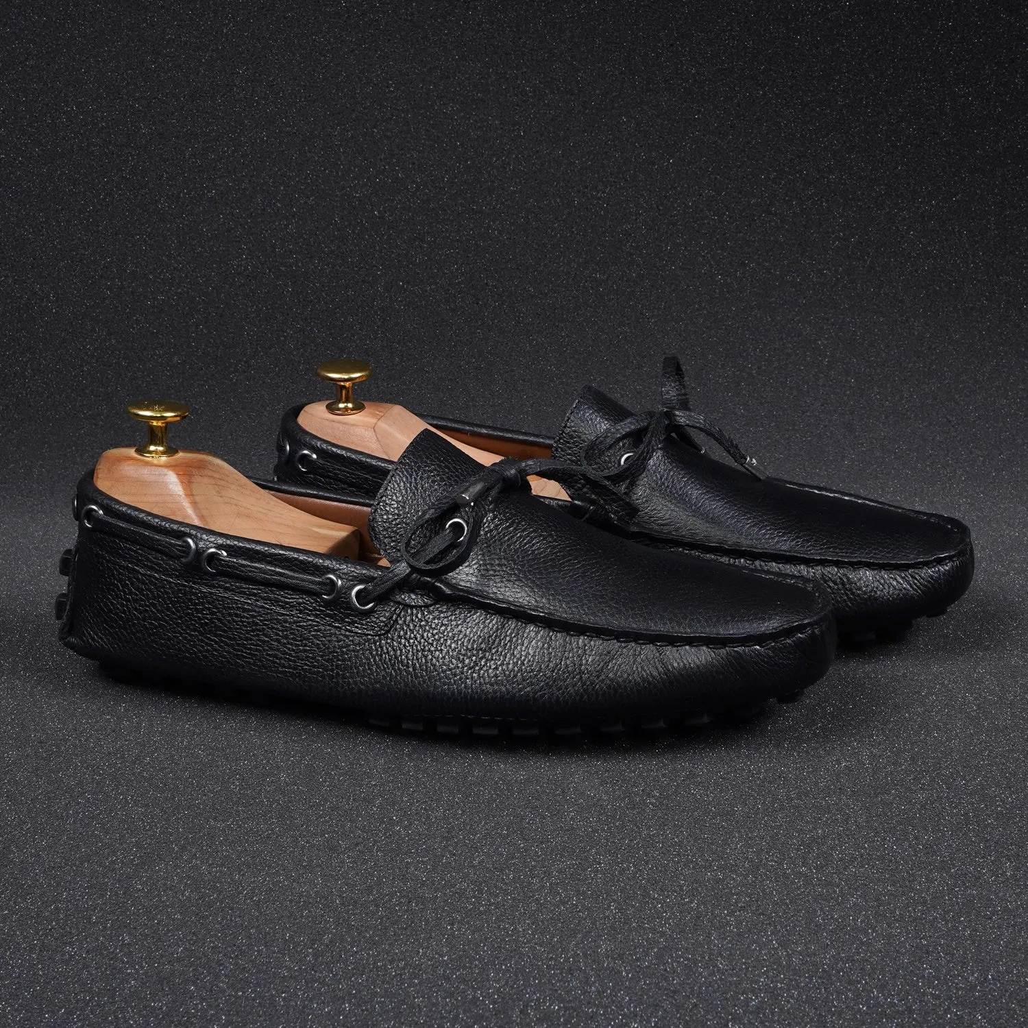 Tassel Bow Driver Loafer with Black Texture Leather