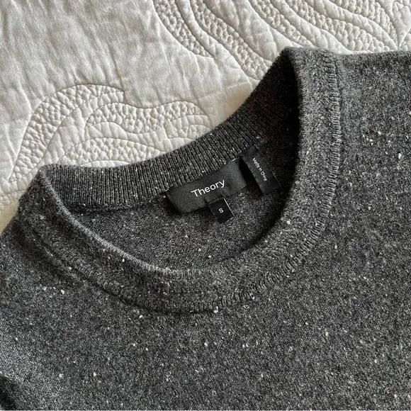 Theory - Kaylenna Chevron Donegal Cashmere Sweater - Charcoal Multi