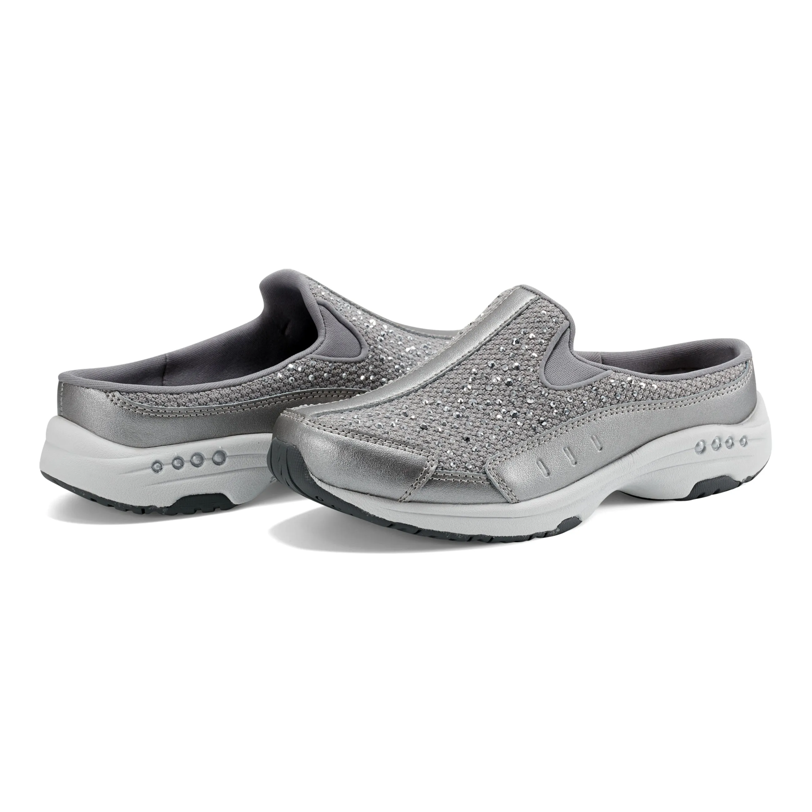 Travelsparkle Clogs