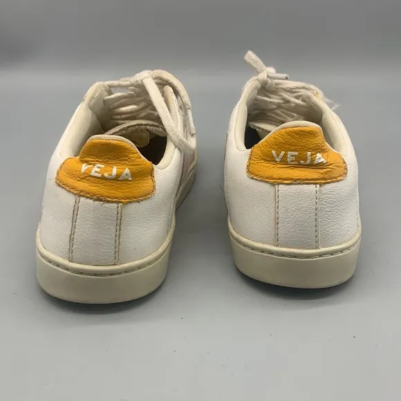 VEJA WOMENS CAMPO CLASSIC TRAINERS IN EXTRA WHITE SUN SIZE 3