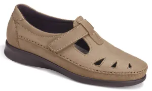 Women's Roamer Slip On Loafer in Sage