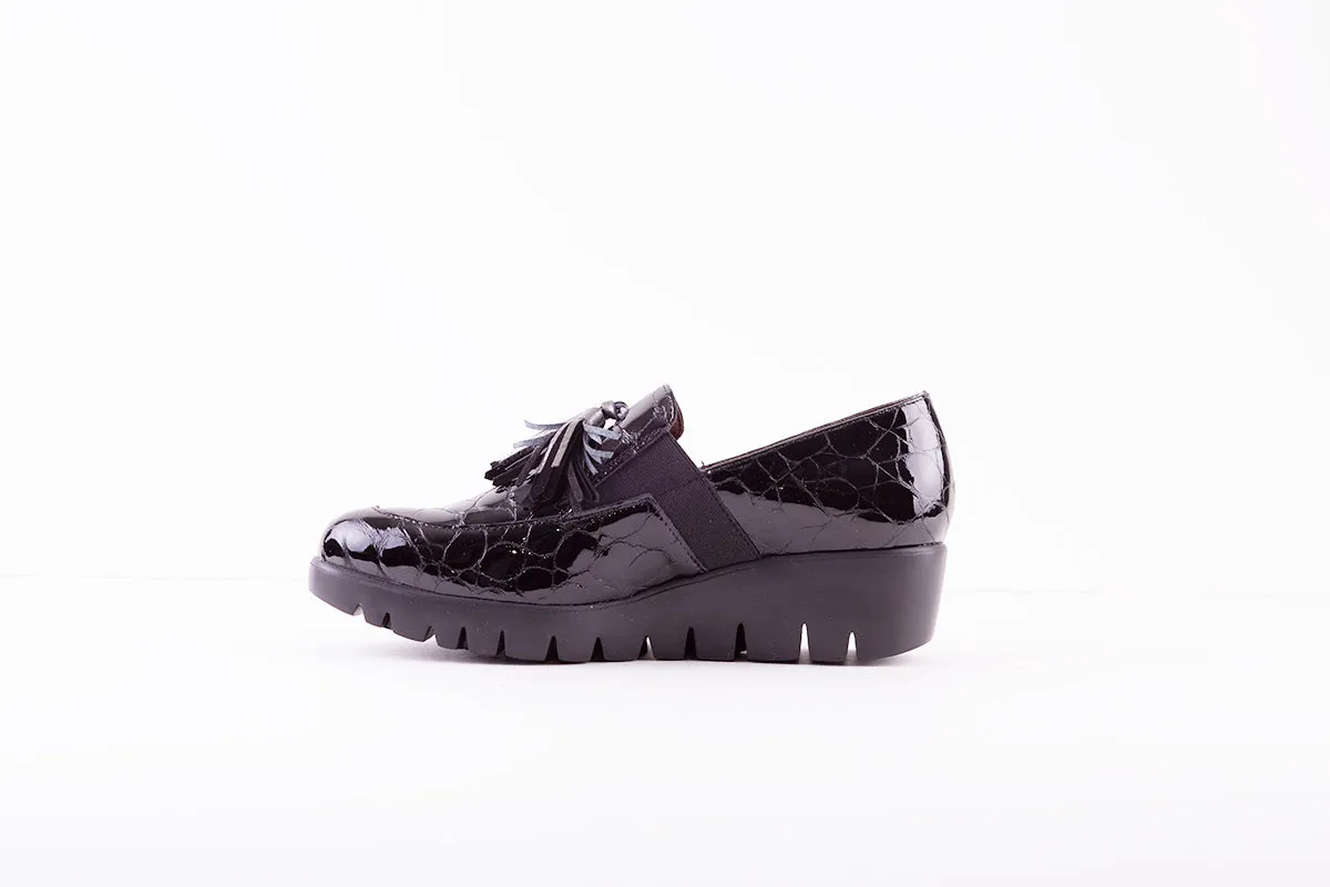 WONDERS - C-33254 WEDGE SLIP-ON TASSEL SHOE - BLACK PATENT CROC